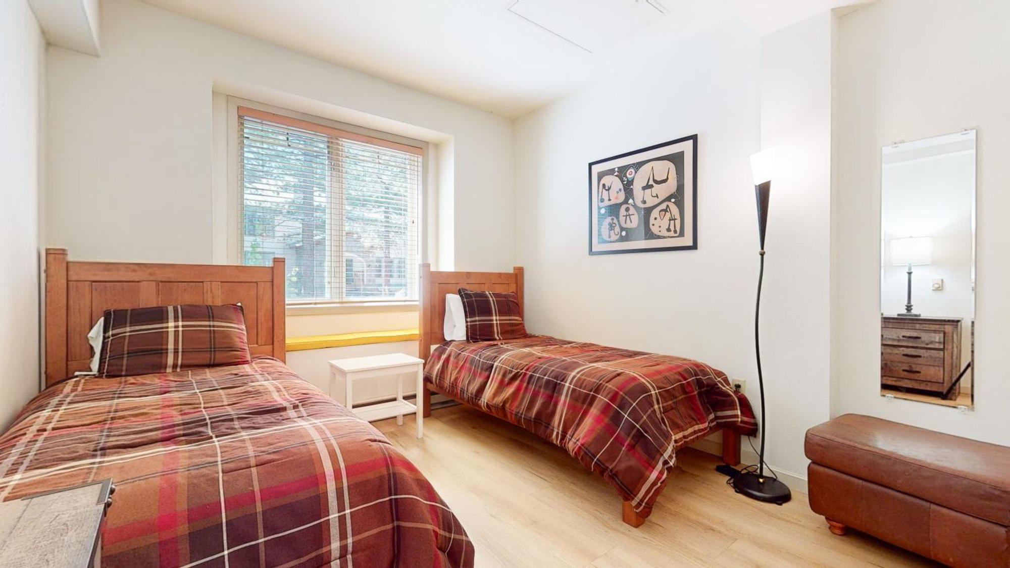 Mammoth Green 118 Located On Sierra Star Golf Course, Private Patio, Summer Pool Condo マンモス・レイクス エクステリア 写真