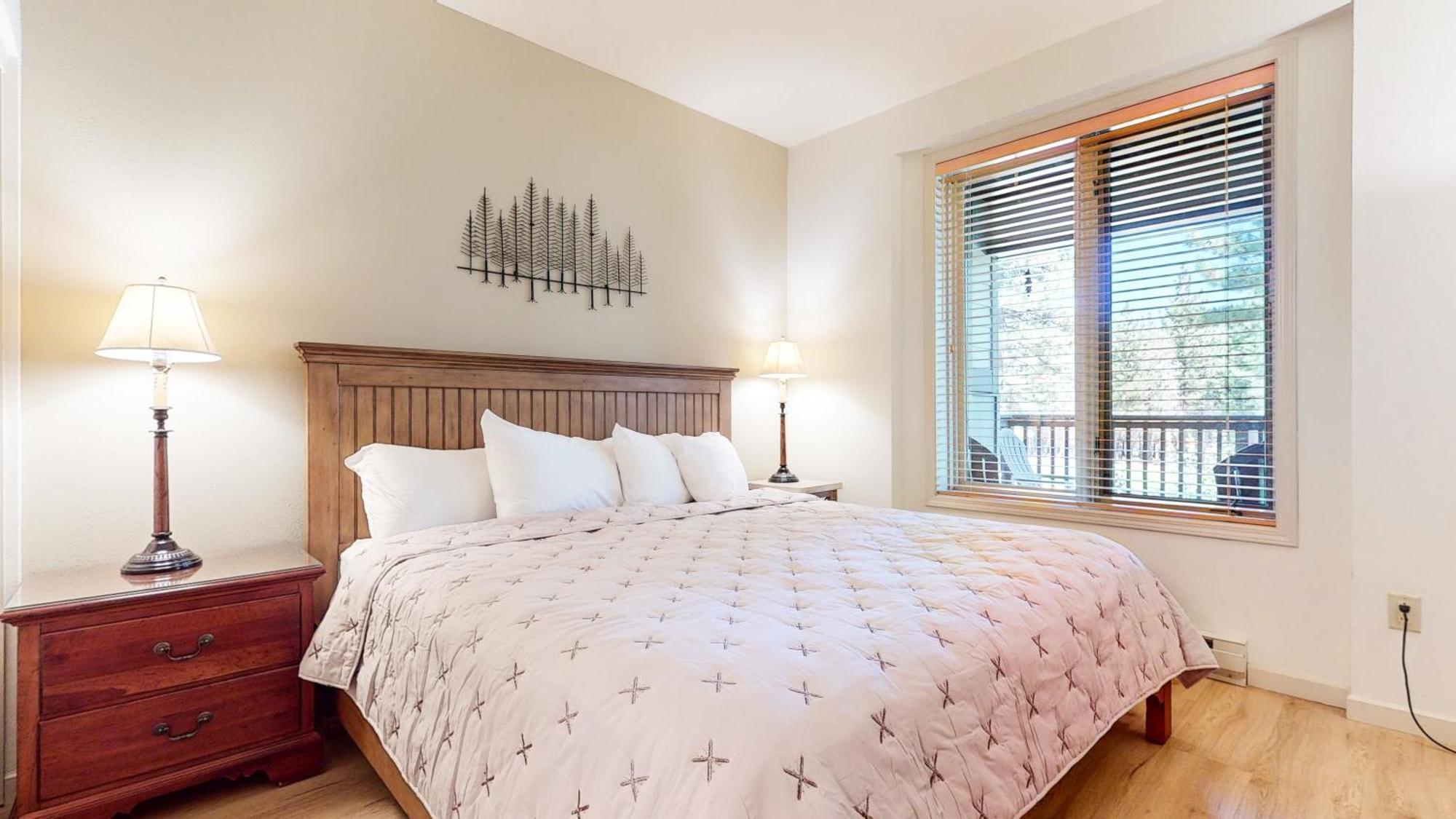 Mammoth Green 118 Located On Sierra Star Golf Course, Private Patio, Summer Pool Condo マンモス・レイクス エクステリア 写真