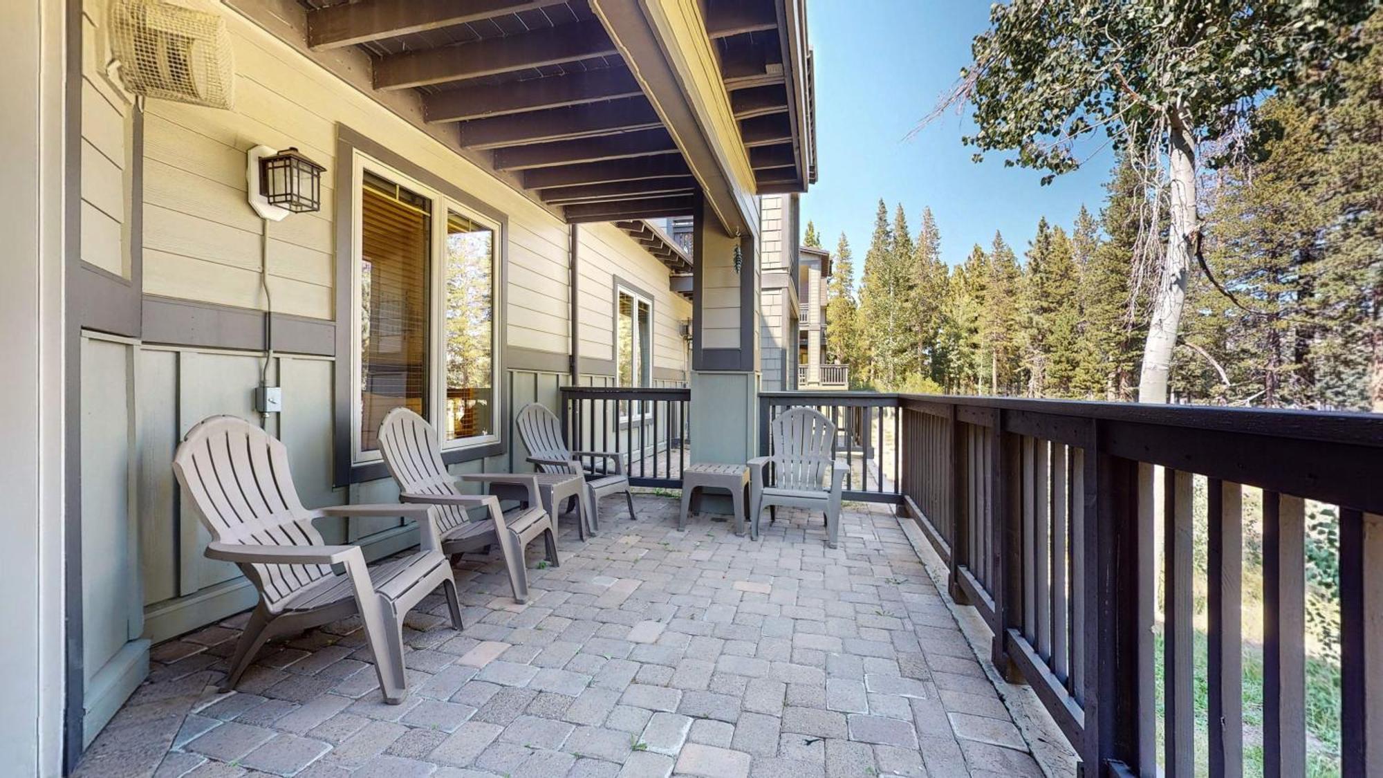 Mammoth Green 118 Located On Sierra Star Golf Course, Private Patio, Summer Pool Condo マンモス・レイクス エクステリア 写真